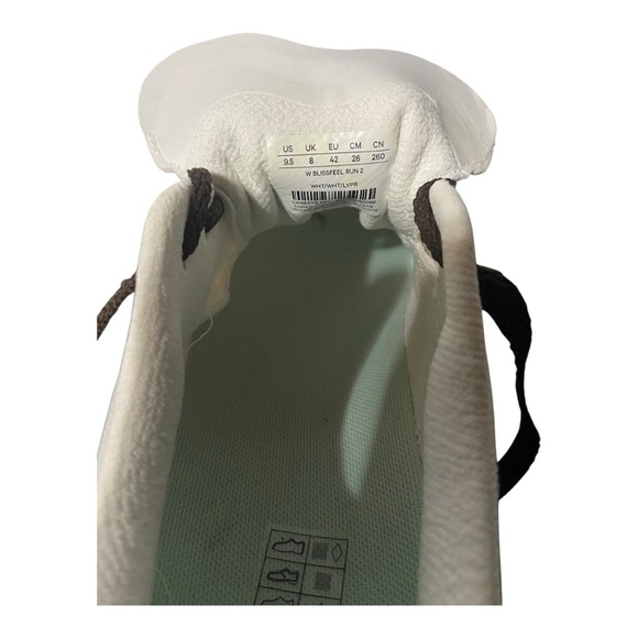 Lululemon White Running Sneakers – Size 9.5 US – New Without Tags (As-Is) - Picture 3 of 9